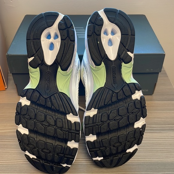 New Balance 530 Trainers - Picture 4 of 6